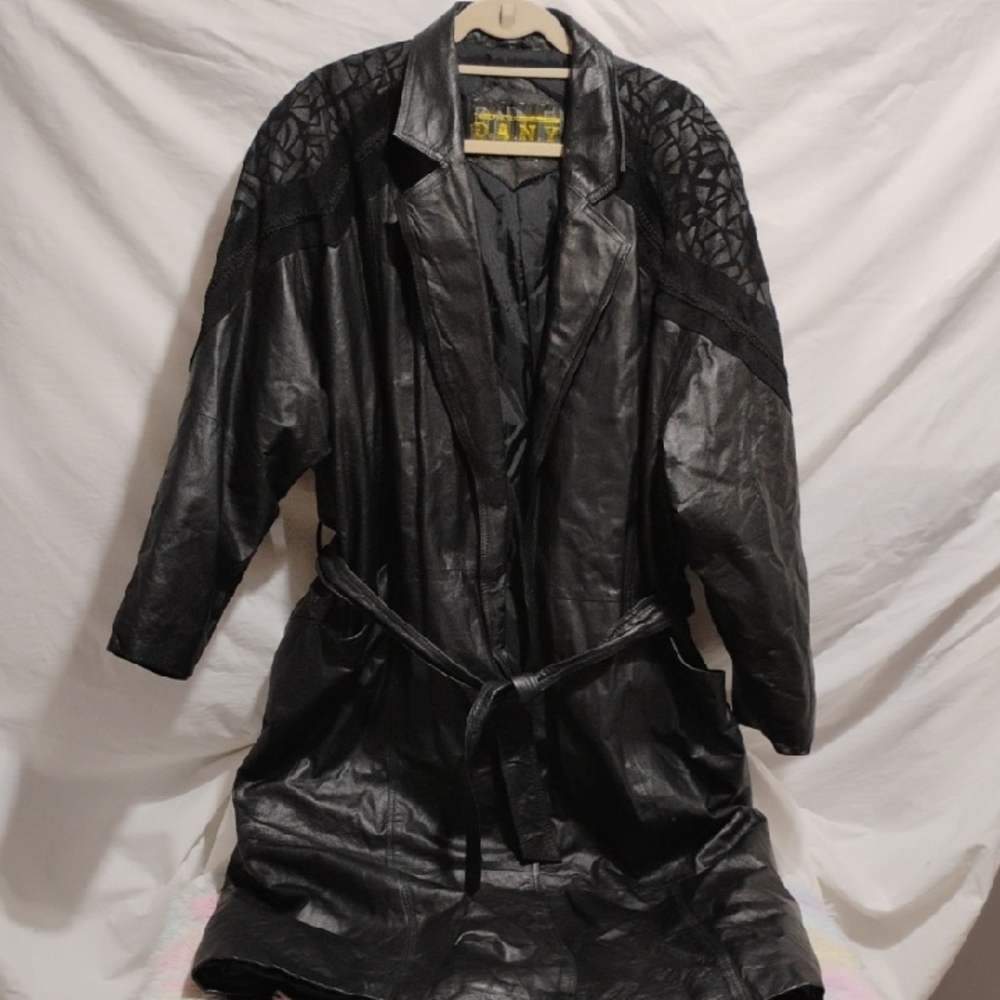 (BX27) SALE! D.A.N.Y. Black Long Leather Women's Vintage Jacket W Belt Sz.3X